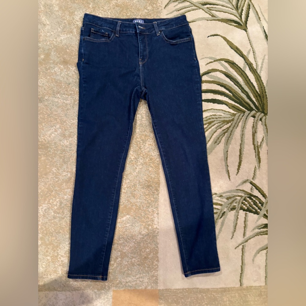 NYDJ Skinny Jeans Women’s Size 10 Dark Wash Lift Tuck Technology